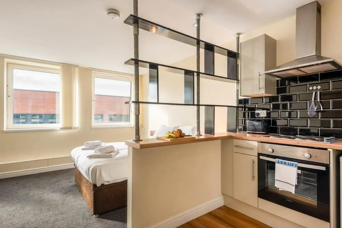 Modern & Bright Budget Studio In Central Doncaster Apartment United Kingdom