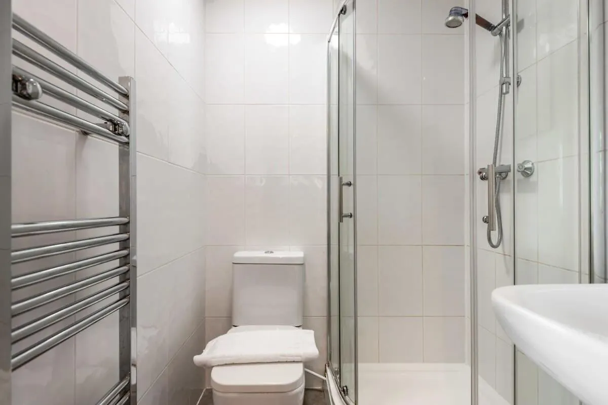 Modern & Bright Budget Studio In Central Doncaster Apartment United Kingdom